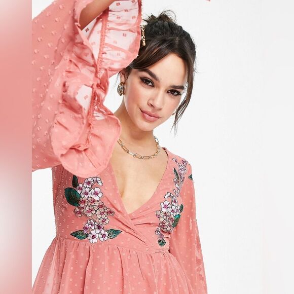 ASOS Floral Embroidered Skater Dress with Bell Sleeves – Sz 8 - Picture 10 of 12